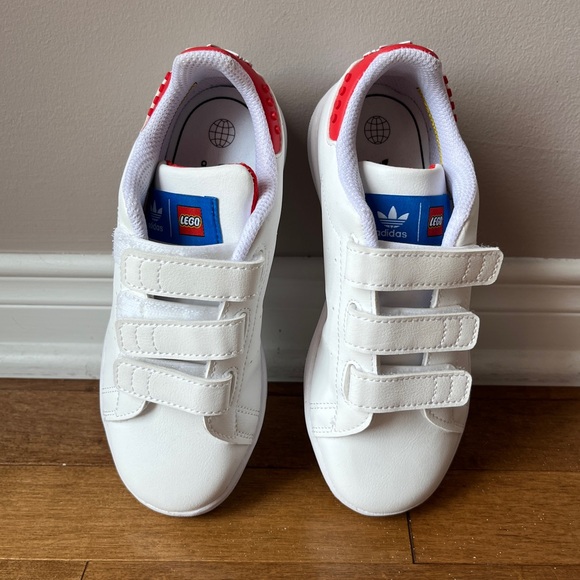 Brand new Adidas Kids Stan Smith X LEGO size13k - Picture 2 of 4